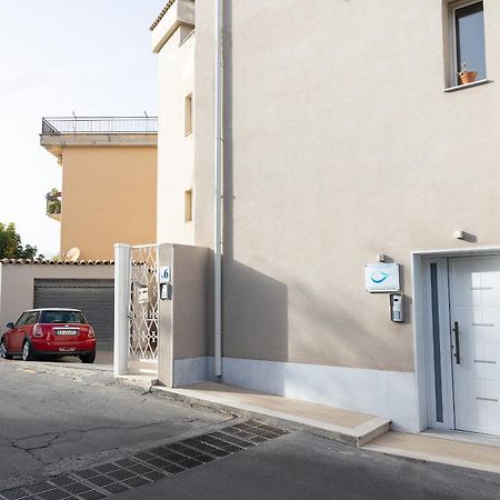 Perla Sul Mare Apartments จีอาร์ดีนี นักซอส ภายนอก รูปภาพ