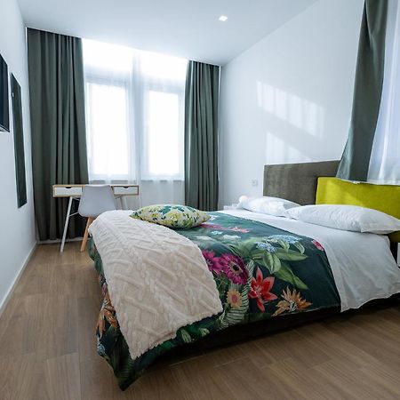 Perla Sul Mare Apartments จีอาร์ดีนี นักซอส ภายนอก รูปภาพ