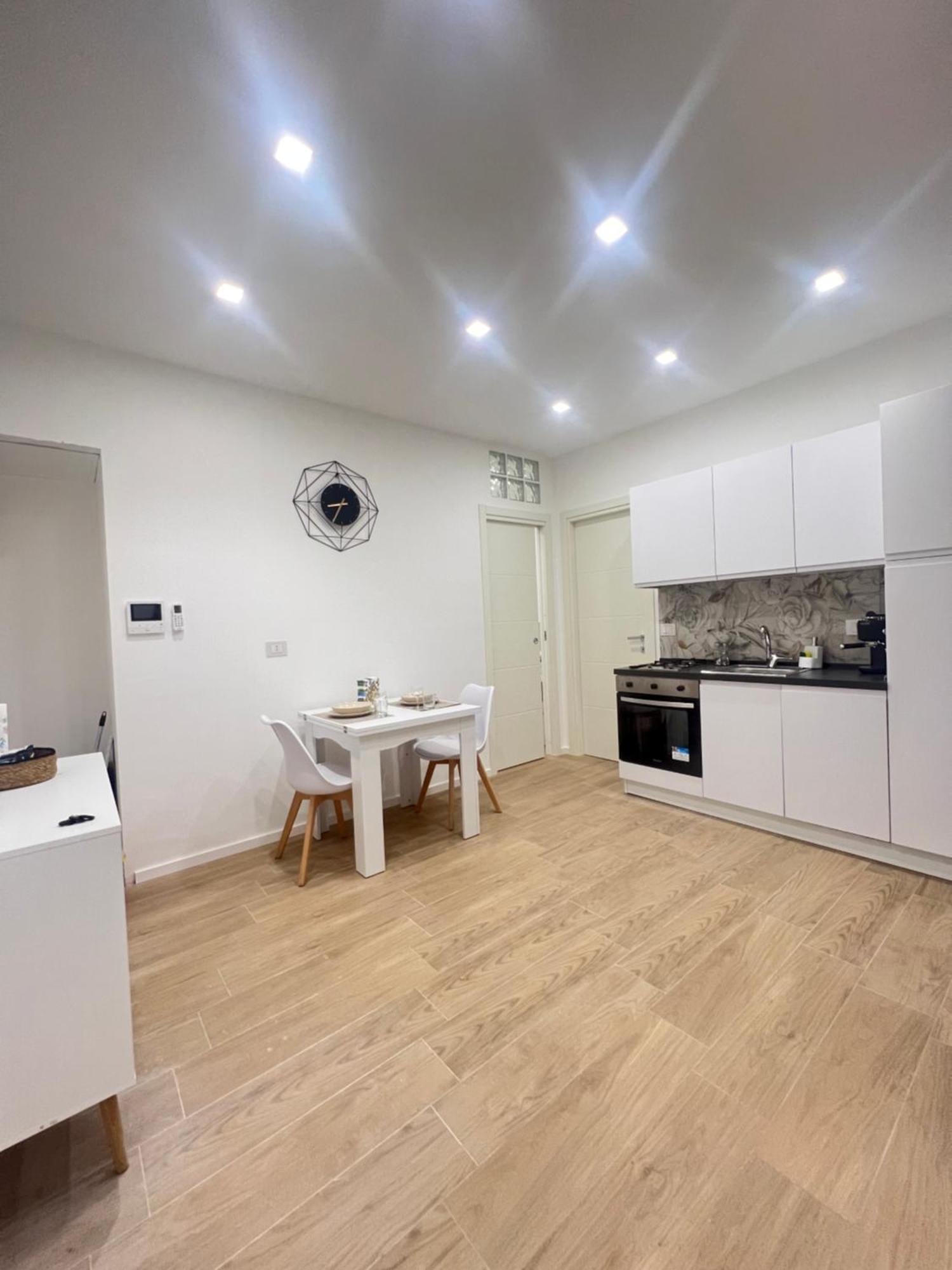 Perla Sul Mare Apartments จีอาร์ดีนี นักซอส ภายนอก รูปภาพ