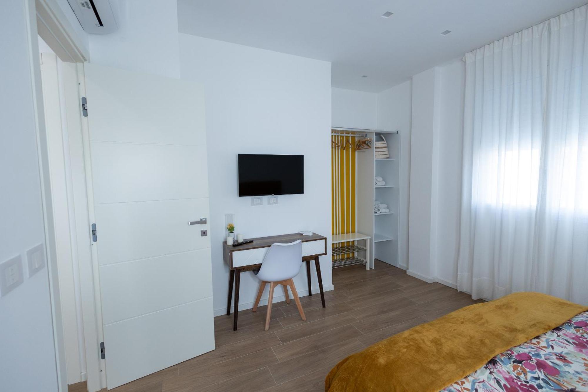 Perla Sul Mare Apartments จีอาร์ดีนี นักซอส ภายนอก รูปภาพ